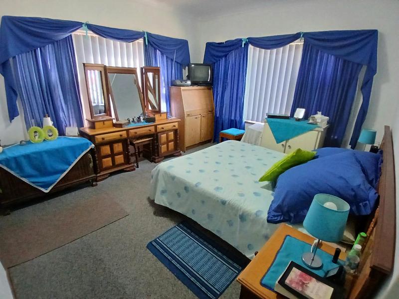 3 Bedroom Property for Sale in Stilbaai Wes Western Cape